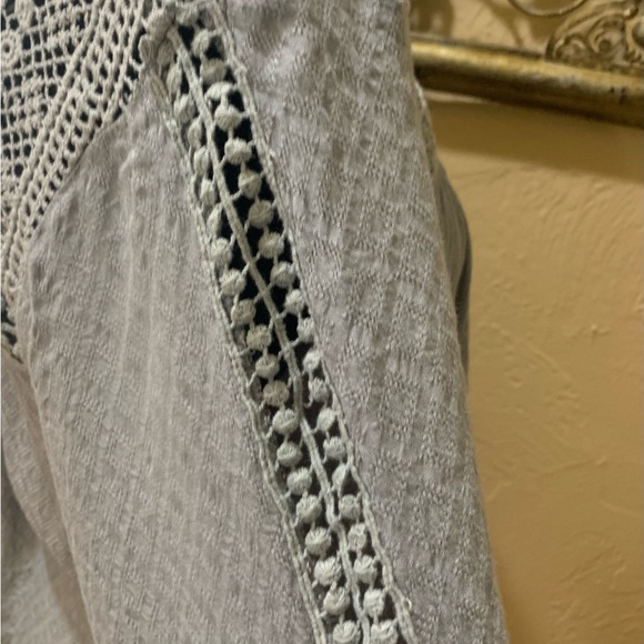 The Impeccable Pig Top Size Medium - Picture 5 of 6